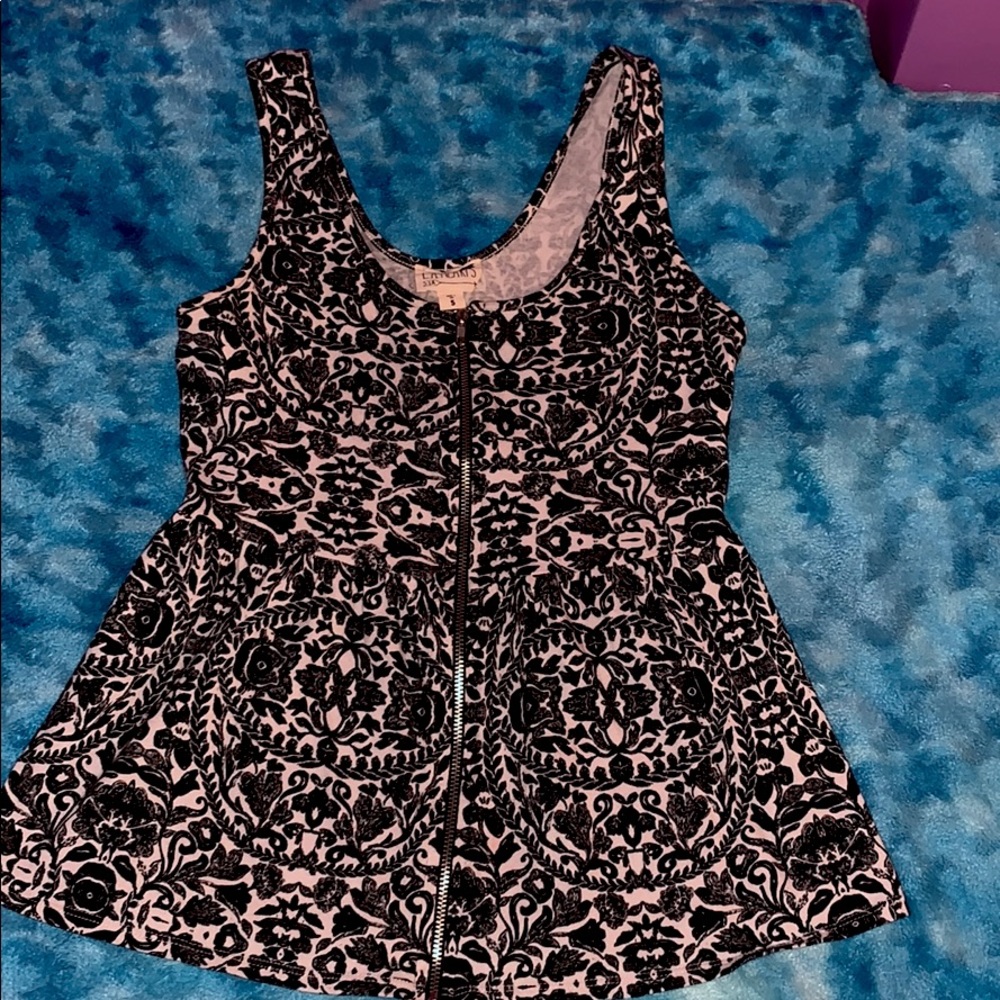 LA hearts black and white peplum tank top